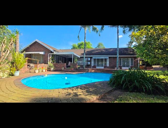 4 BEDROOM HOUSE FOR SALE IN LINCOLN MEADE